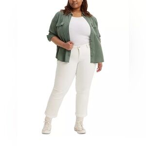 Levi’s Plus Size White Crop Boyfriend Jean Size 24W NWT $89.50 Retail